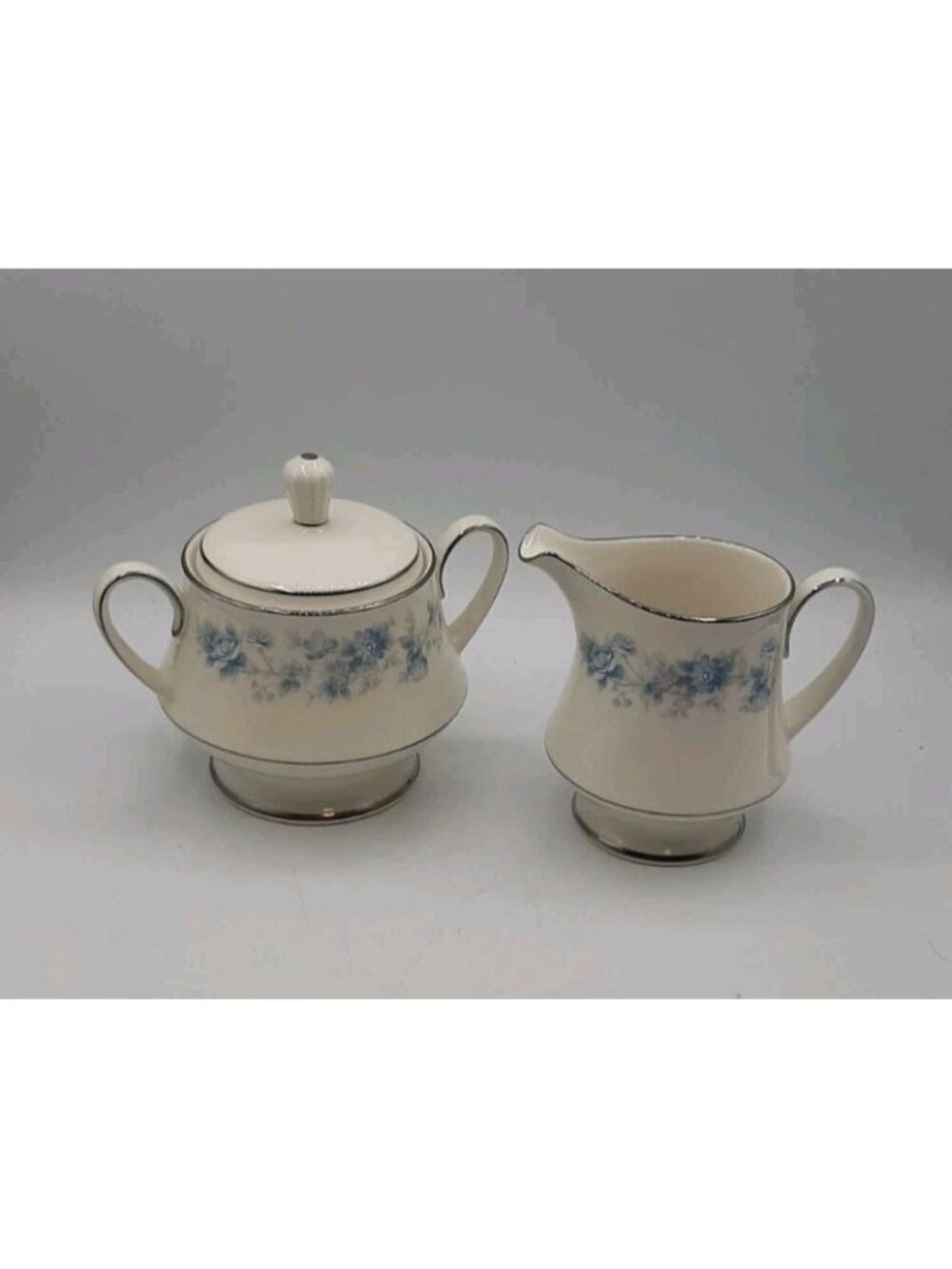 Noritake Splendor 7235 Blue Floral Platinum Trim Cream and Sugar With Lid